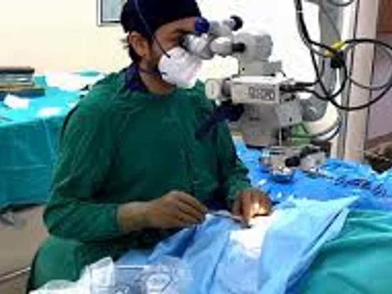 Best Cataract Surgery Doctor India: Expert Vision Care