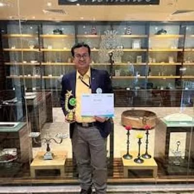Dr. RANJAN BHOWMIK