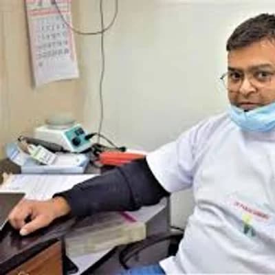 Dr. Pawan dhingra