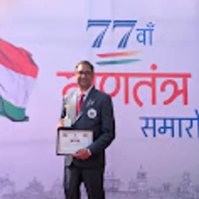 Dr. Prashant Kothari