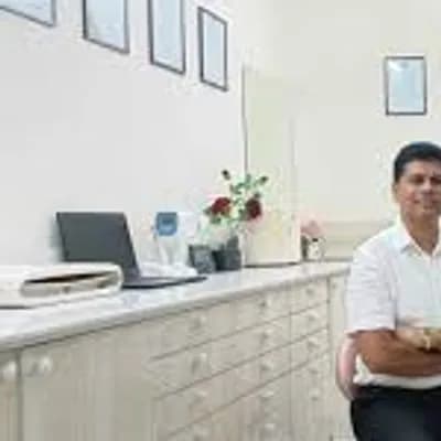 Dr. Wajih Khan