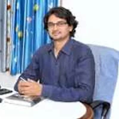 Dr. Luv Vyas