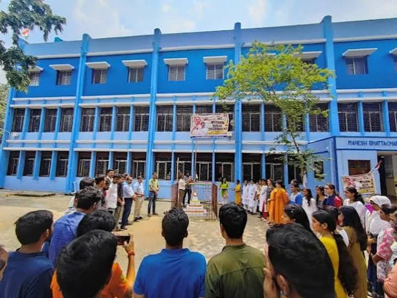 Mahesh Bhattacharyya Homeopathic Medical College