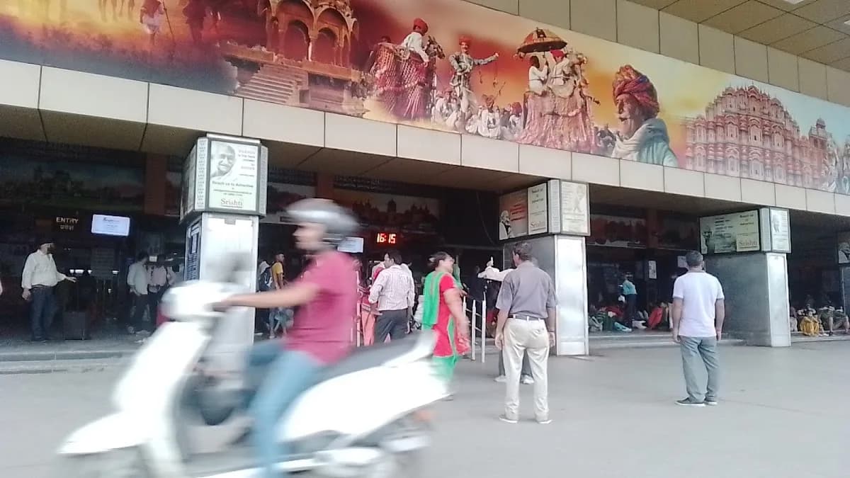 Chemist Corner image 1