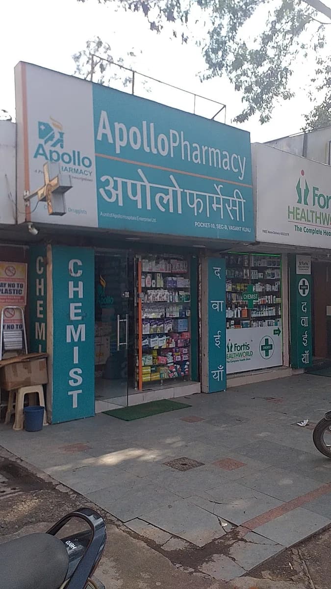 Apollo Pharmacy Vasant Kunj Pocket 10 image 1