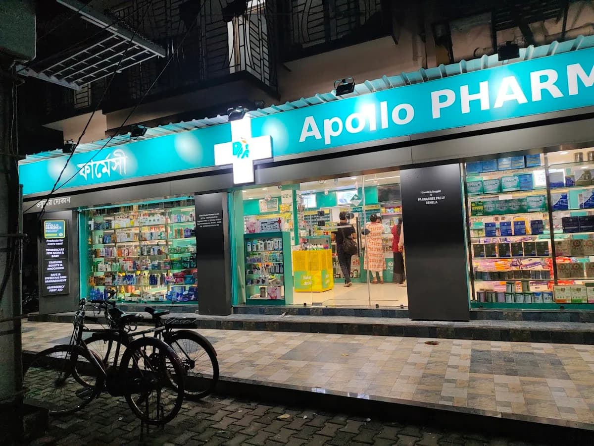 Apollo Pharmacy Behala Parnasree Pally image 1