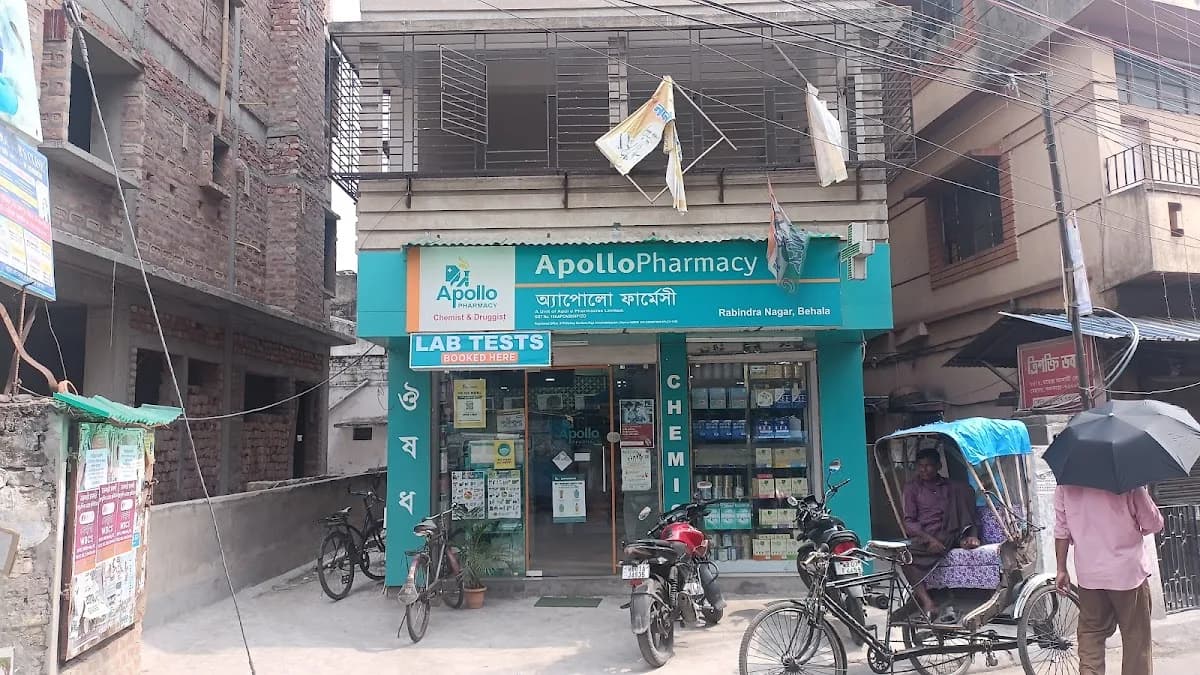 Apollo Pharmacy Behala Rabindranagar image 1