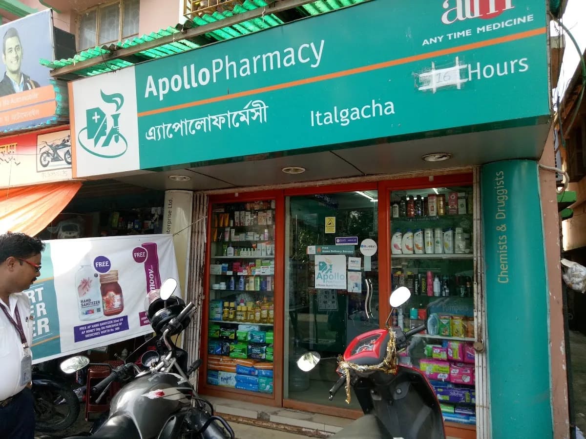 Apollo Pharmacy Italgacha image 1