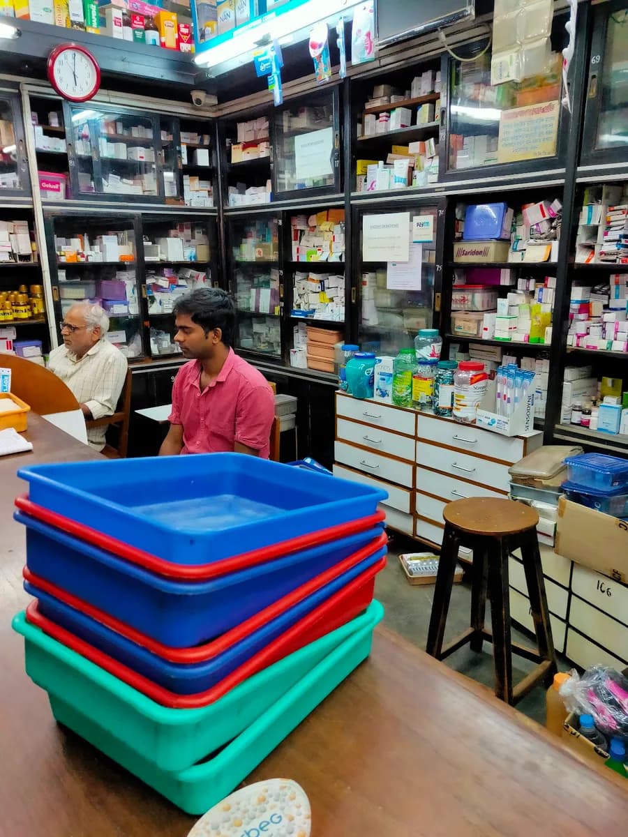 Roy's Medical Stores